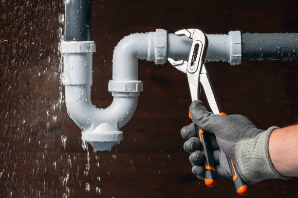 Professional Leak Detection technician working in Huntington, NY